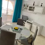 Felix De La Fuente Apartment *