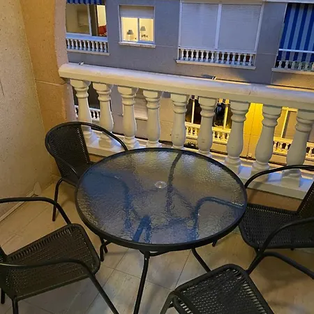 Felix De La Fuente Apartment *