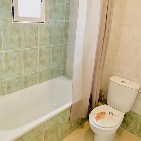 Daire Felix De La Fuente *